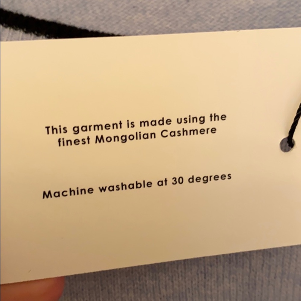 Cashmere sweater - Picture 6 of 7